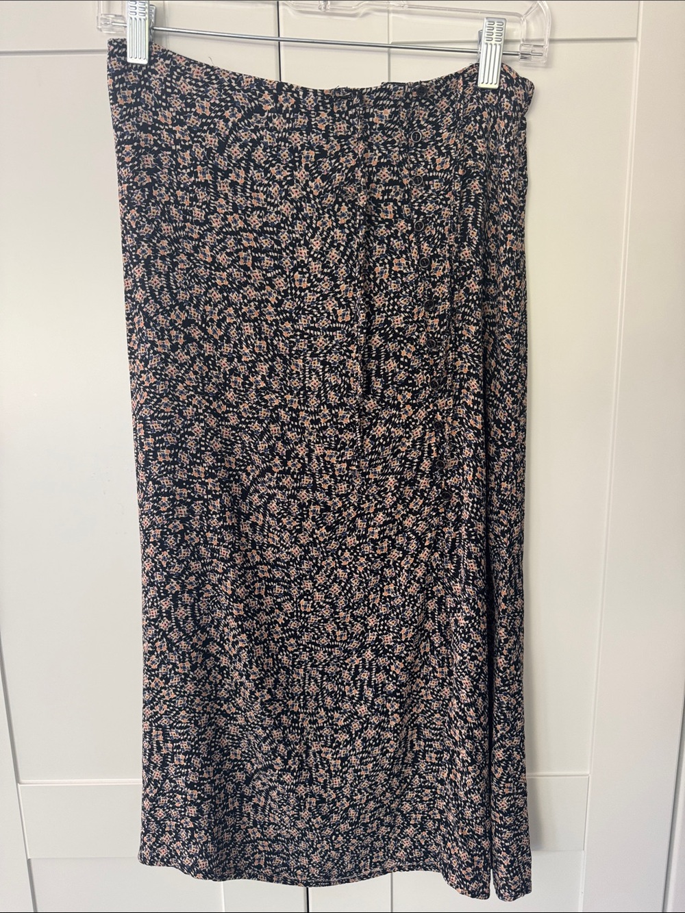Sessun Floral Print Midi Skirt - Black with Pink Accents in size 38